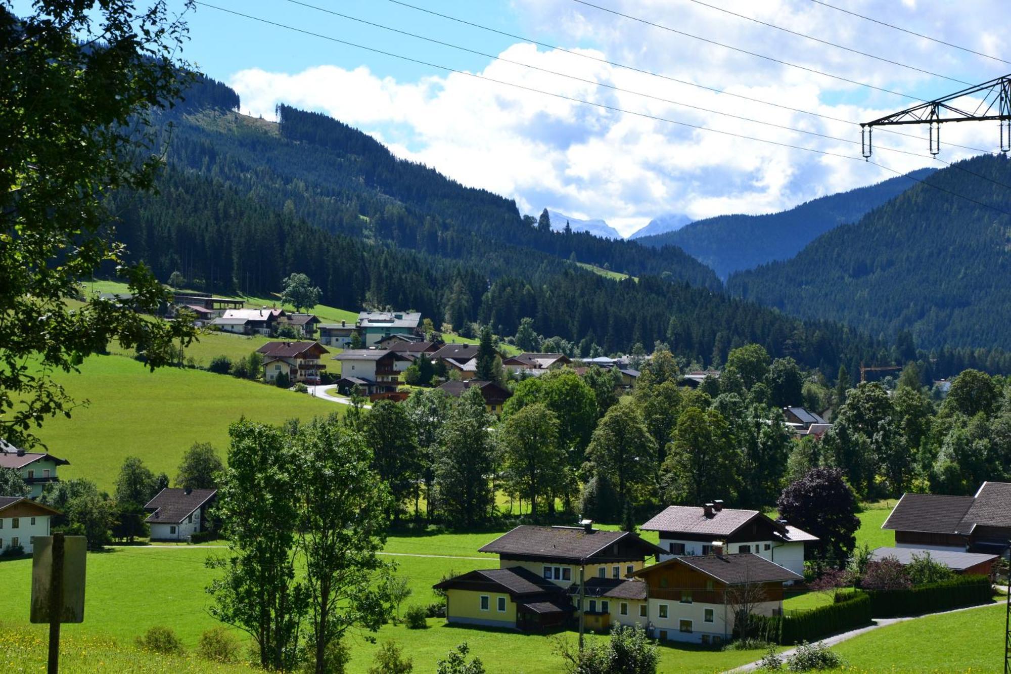 Schnoellhof Bed & Breakfast Sankt Martin am Tennengebirge Exterior photo